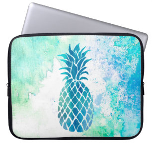 Blaue Ananas auf Aquarellspritze Laptopschutzhülle
