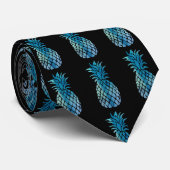 Blaue Ananas auf jedem Farbhintergrund Krawatte (Gerollt)