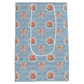 Blaue antike Lettertoilbücher Rosa Rosen Mittlere Geschenktüte (Rückseite)