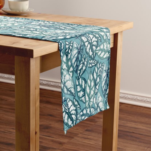 Blaue Aquamarine tropische Blätter Kurzer Tischläufer (Beispiel)