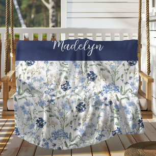 Blaue Aquarell-Wildblumen-Monogramm-Name Fleecedecke