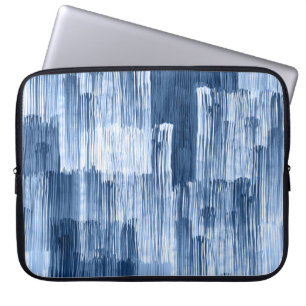 Blaue Aquarellstreifen: Geometrisches Muster Laptopschutzhülle