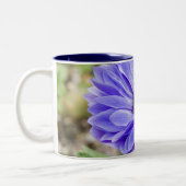 Blaue Aster-Blumen-Kaffeetasse Zweifarbige Tasse (Links)