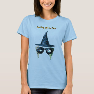 Blaue Augen -Ruhendes Hexengesicht T-Shirt