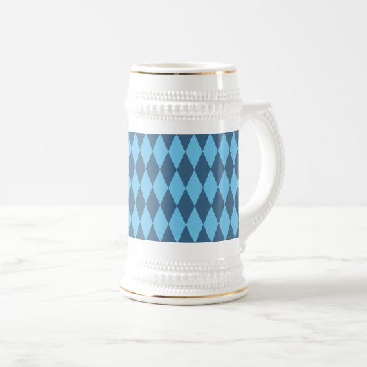 Blaue Bavaria Rhombus-Flaggenmuster Bierglas (VorderseiteRechts)