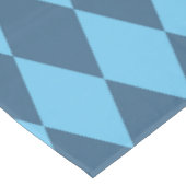 Blaue Bavaria Rhombus-Flaggenmuster Tischdecke (Schrägansicht)