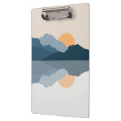 Blaue Berge reflektiert im See Klemmbrett (Links)