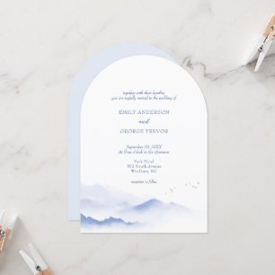 Blaue Berge und Vögel Einladung zum Hochzeitsmarsc