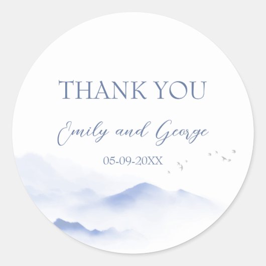 Blaue Berge und Vögel Hochzeitsticker Runder Aufkleber (Vorderseite)