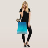 Blaue bis Aqua-Verlauffarben Moderne Ombre Athlet Tasche (Am Model)