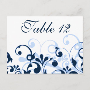 Blaue, blassblaue und weiße Hochzeitstische Postkarte