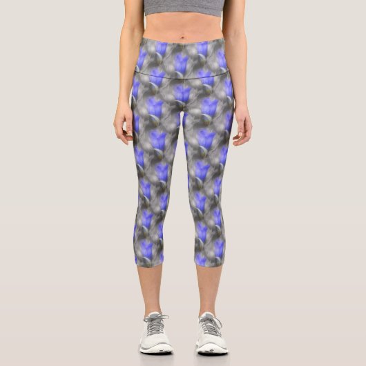 Blaue Blume Naturmuster Capri Leggings (Vorderseite)