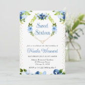 Blaue Blume und Navy Herzkraut Süße 16 Einladung (Stehend Vorderseite)