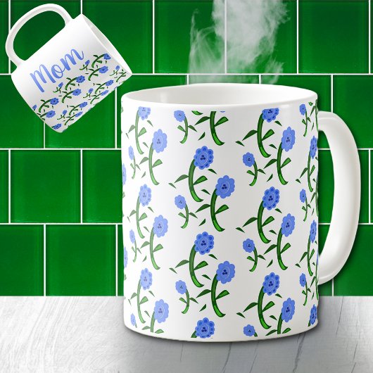 Blaue Blumen auf der Mama Kaffeetasse