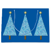 Blaue Blumen auf einem modernen Weihnachtsbaum Große Geschenktüte (Vorderseite)
