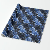 Blaue Blumen auf schwarz Geschenkpapier (Ungerollt)