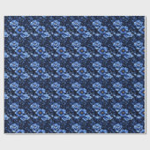 Blaue Blumen auf schwarz Geschenkpapier (Flach)