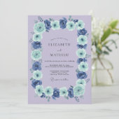 Blaue Blumen-Girlande Hochzeit Einladung (Stehend Vorderseite)
