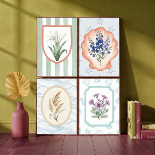 Blaue Blumen in Muschel mit Seestern-Küstenkunst Poster