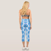 Blaue Blumen, Muster der Blume, Blumenmuster Capri Leggings (Rückseite)