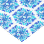 Blaue Blumen, Muster der Blume, Blumenmuster Tischdecke (Schrägansicht)