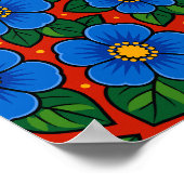 Blaue Blumen und grüne Blätter auf rotem Hintergru Poster (Ecke)