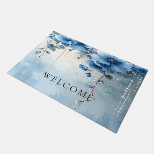 Blaue Blumen und Perlen Fußmatte (Schrägansicht)