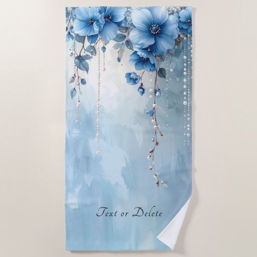 Blaue Blumen und Perlen Strandtuch (Vorderseite)