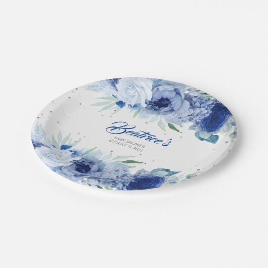 Blaue Blumen und Silver Confetti Babydusche Pappteller (Schrägansicht)