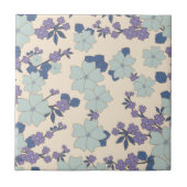 Blaue Blumen, violette Blumen, Blumenmuster Fliese (Vorderseite)