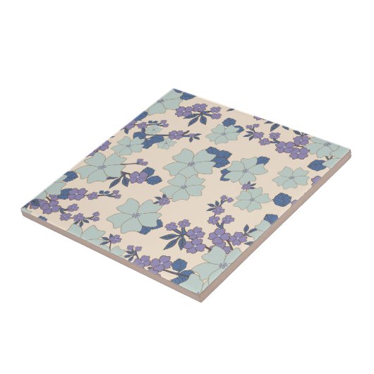 Blaue Blumen, violette Blumen, Blumenmuster Fliese (Seite)