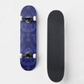 Blaue Blumendamastluxustapete Skateboard (Vorderseite)