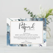 Blaue Blumenkarte für verzögerte Ereignisankündigu Einladung (Stehend Vorderseite)