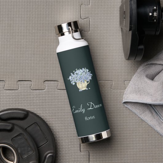 Blaue Blüten in Vase grau Trinkflasche (Fitnessstudio)