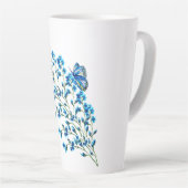 Blaue Blüten mit Schmetterling Milchtasse (Rechte Ecke)