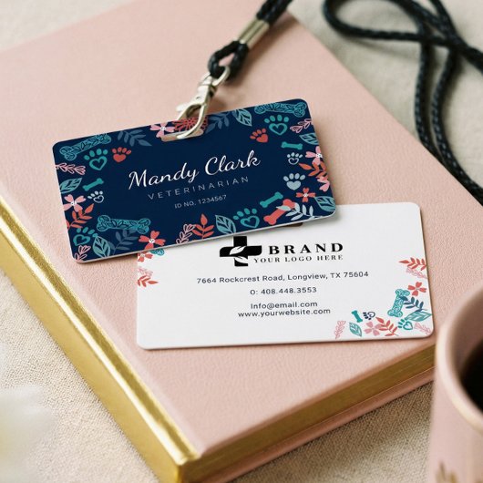 Blaue Blütenblätter und Blattmuster Ausweis