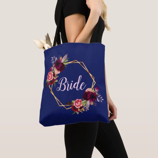 Blaue Blütenblüten, geometrische Hochzeit Tasche (Von Nahem)
