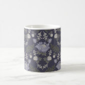 Blaue botanische Muster im Vintage-Stil Kaffee Kaffeetasse (Mittel)