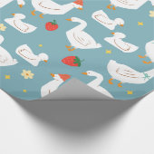 Blaue Bugfrüchte Erdbeere Geschenkpapier (Ecke)