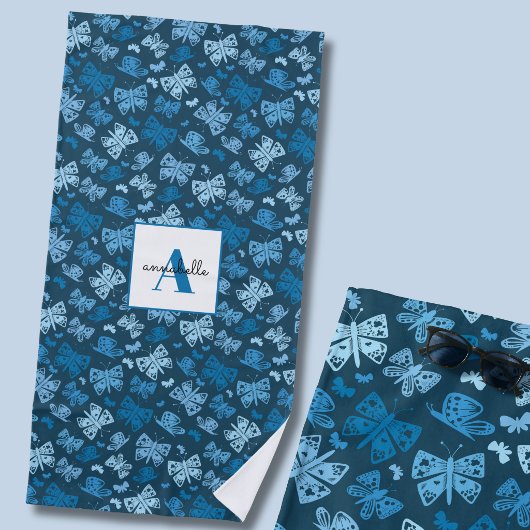 Blaue Butterfly whimsical Strandtuch