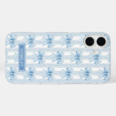 Blaue Coquette-Schleifen auf gestreifter Monogramm Case-Mate iPhone Hülle (Rückseite (Horizontal))
