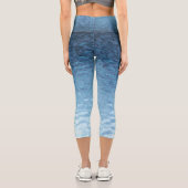 Blaue Crackeiskapsel Capri Leggings (Rückseite)