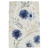 Blaue Creme Blumen Brautparty Mittlere Geschenktüte (Vorderseite)
