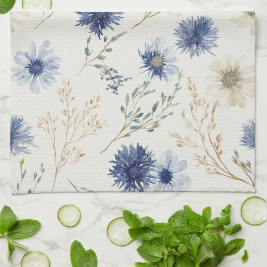 Blaue Creme-Blumen Geschirrtuch (Gefaltet)