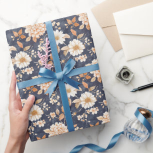 Blaue Creme Peach Floral Geschenkpapier
