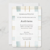 Blaue Creme Weiße Karierte Streifen Geburtstag Einladung (Vorderseite)