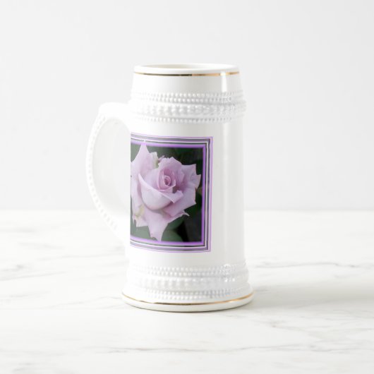 "Blaue Dame" Rose Stein Bierglas (Vorderseite Links)