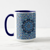 Blaue dekorative Weihnachtsfeiertage Tasse (Links)