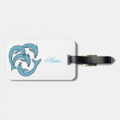 Blaue Delphine, die Thunder_Cove Bar umkreisen Gepäckanhänger (Rückseite horizontal)