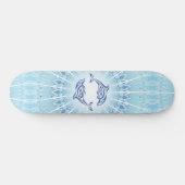 Blaue Delphine Mandala Maritime Skateboard (Horizontal)
